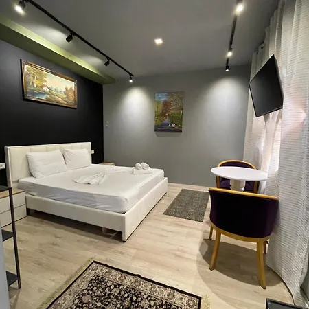 B&B Destination 2 티라나